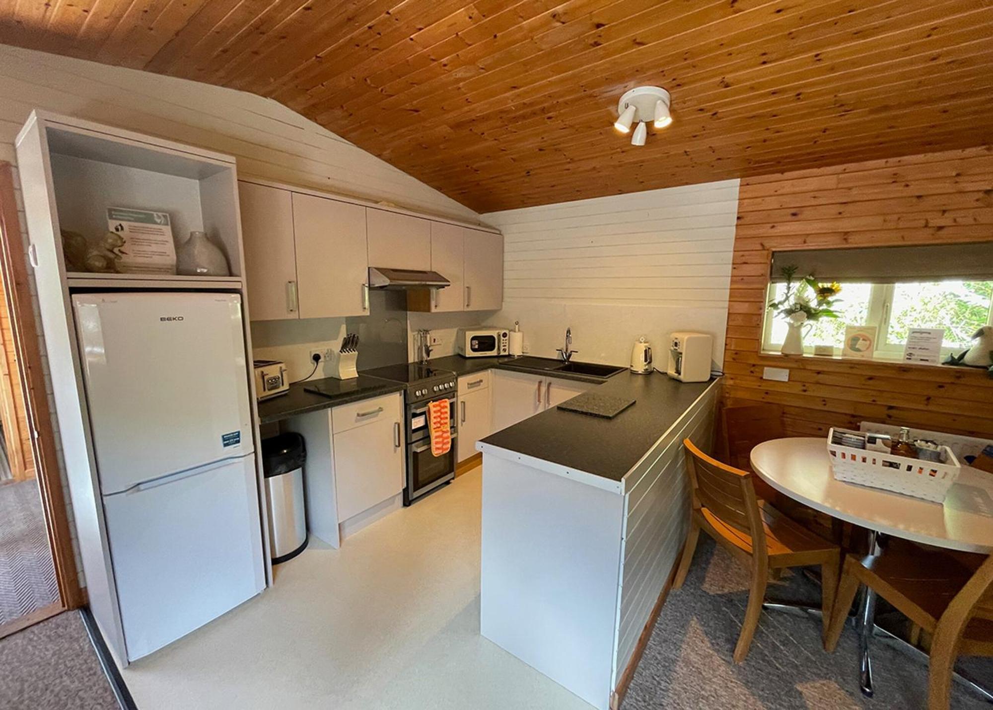 Ivyleaf Combe Lodges Stratton  Zewnętrze zdjęcie