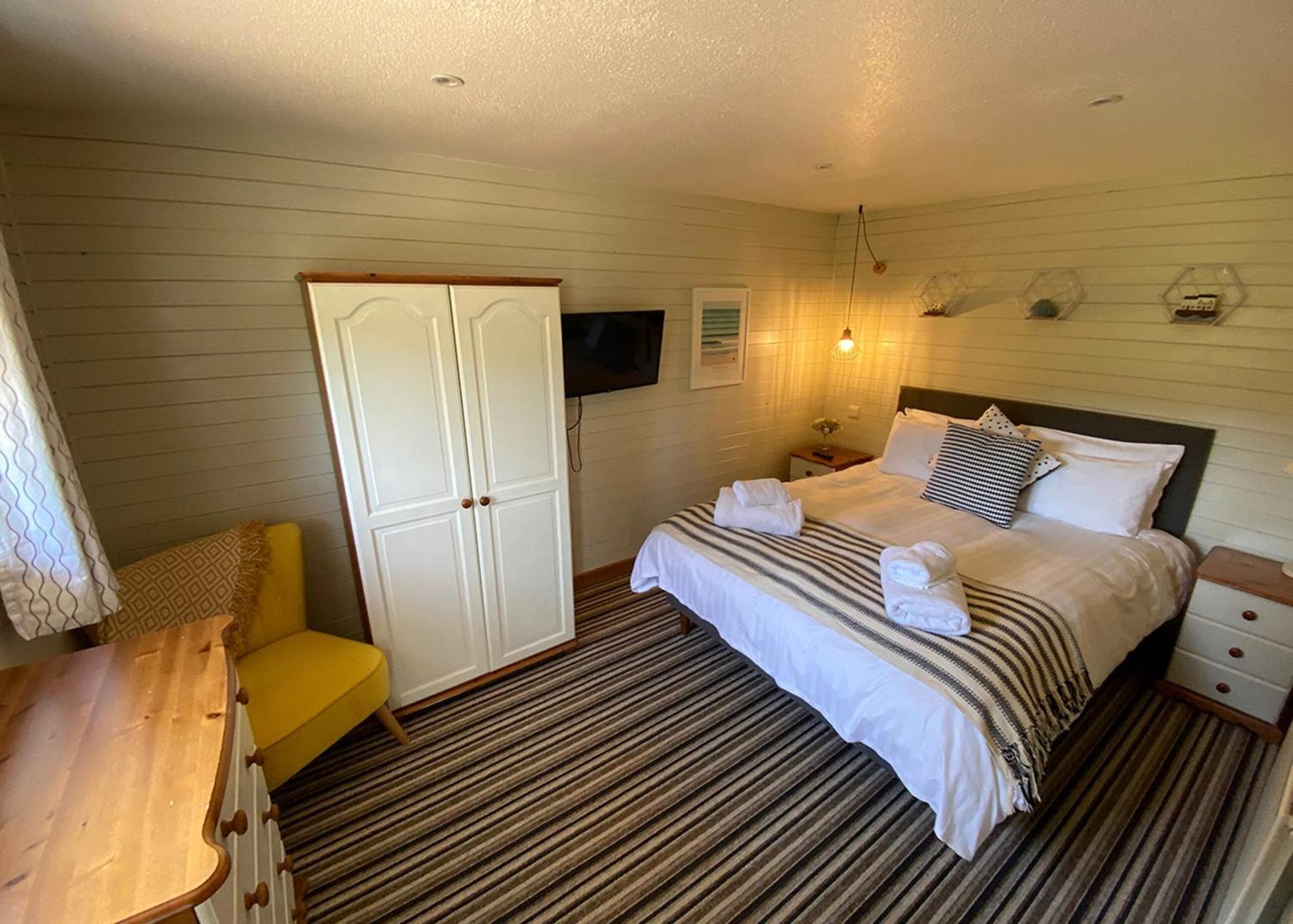 Ivyleaf Combe Lodges Stratton  Zewnętrze zdjęcie