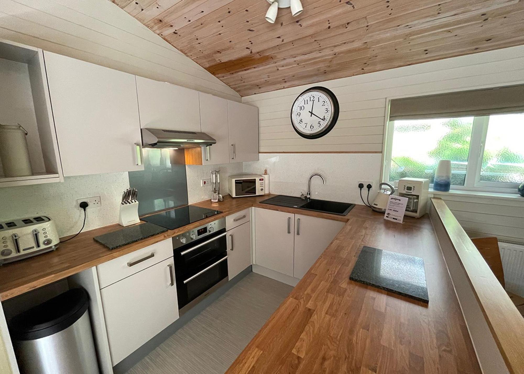 Ivyleaf Combe Lodges Stratton  Zewnętrze zdjęcie
